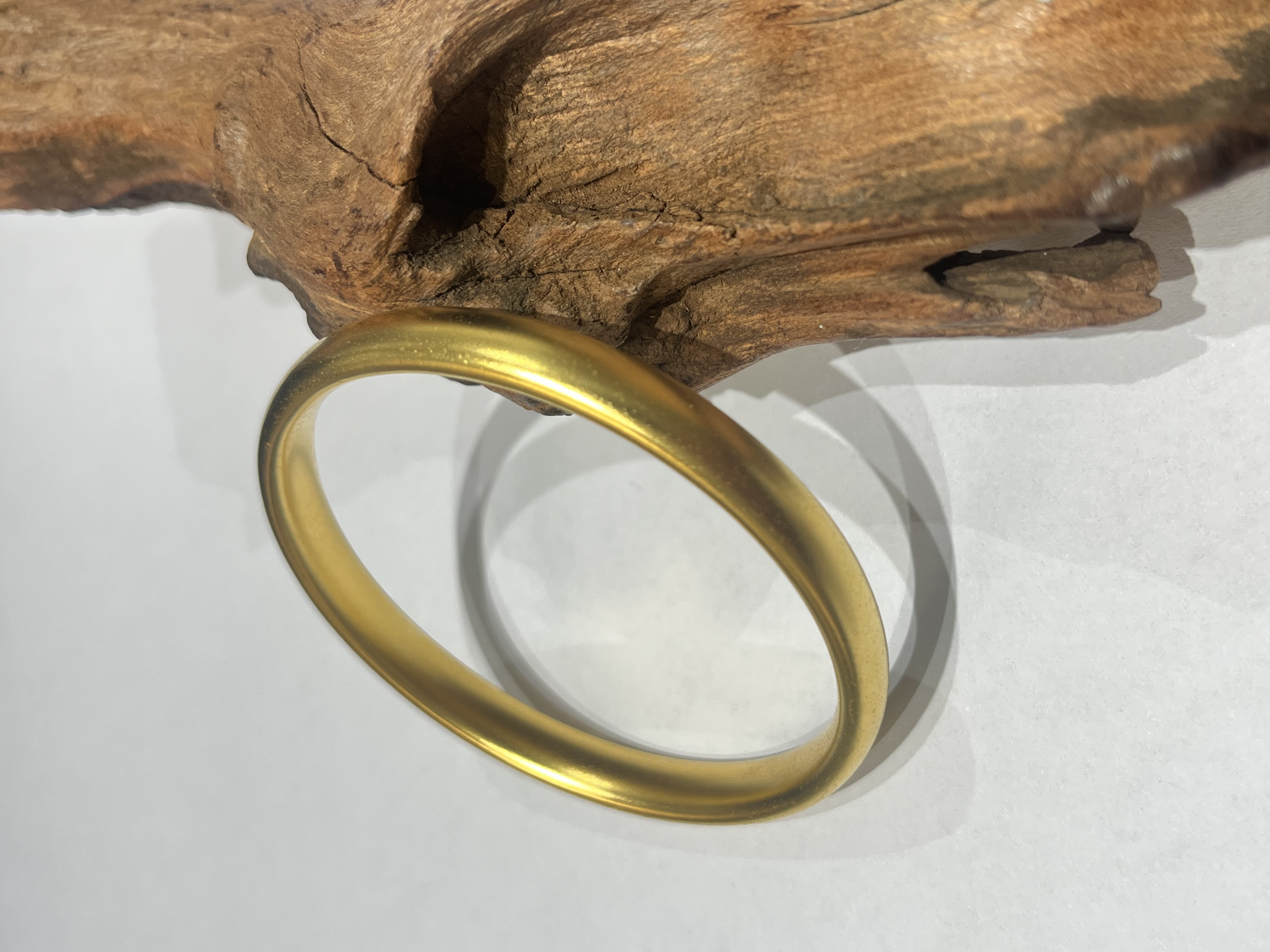 黎总专属-宽面素圈泥鳅背手镯