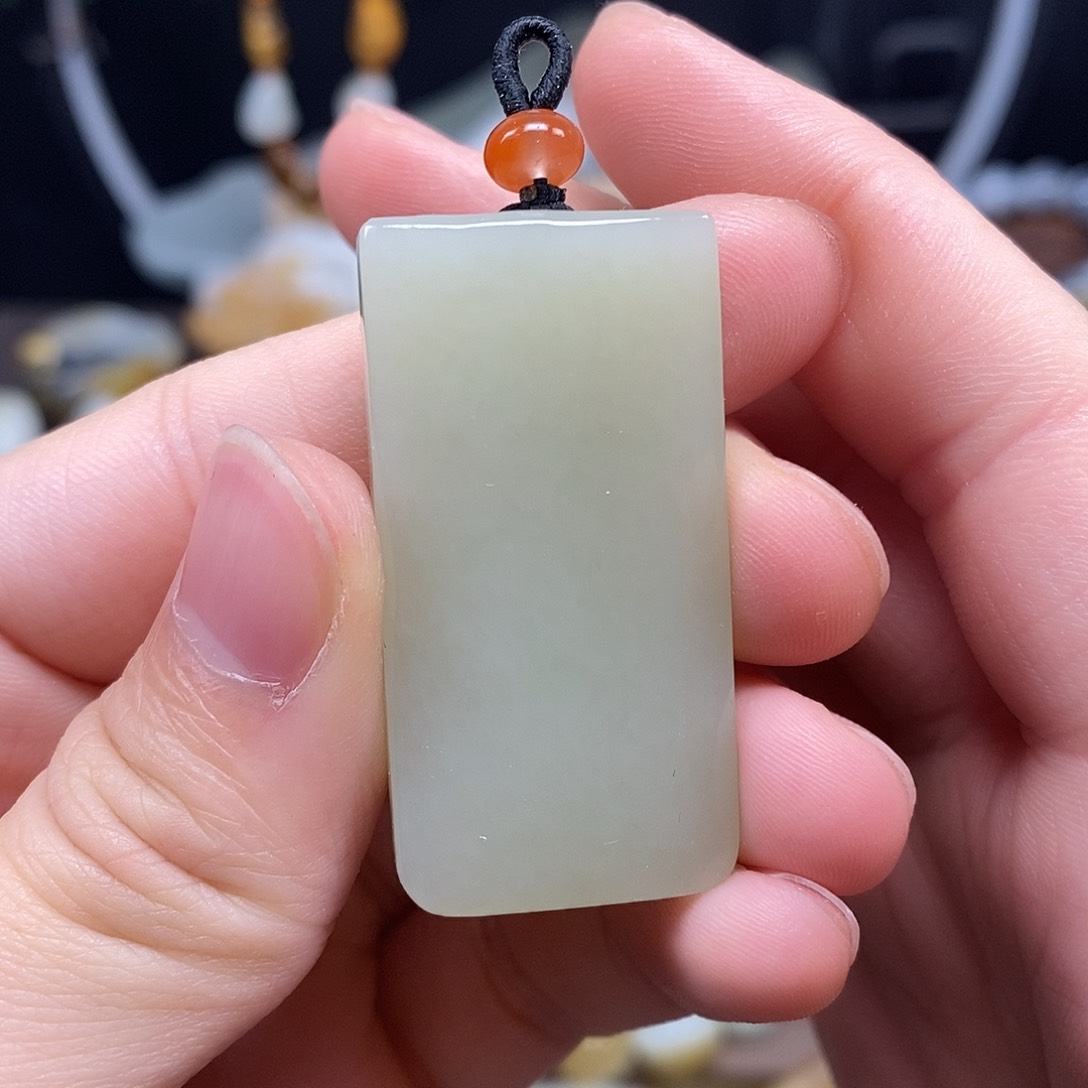 和田玉颈饰未镶嵌7