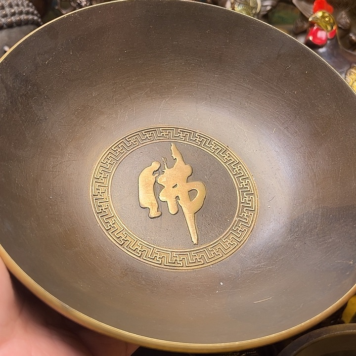 精美铜器批发档口