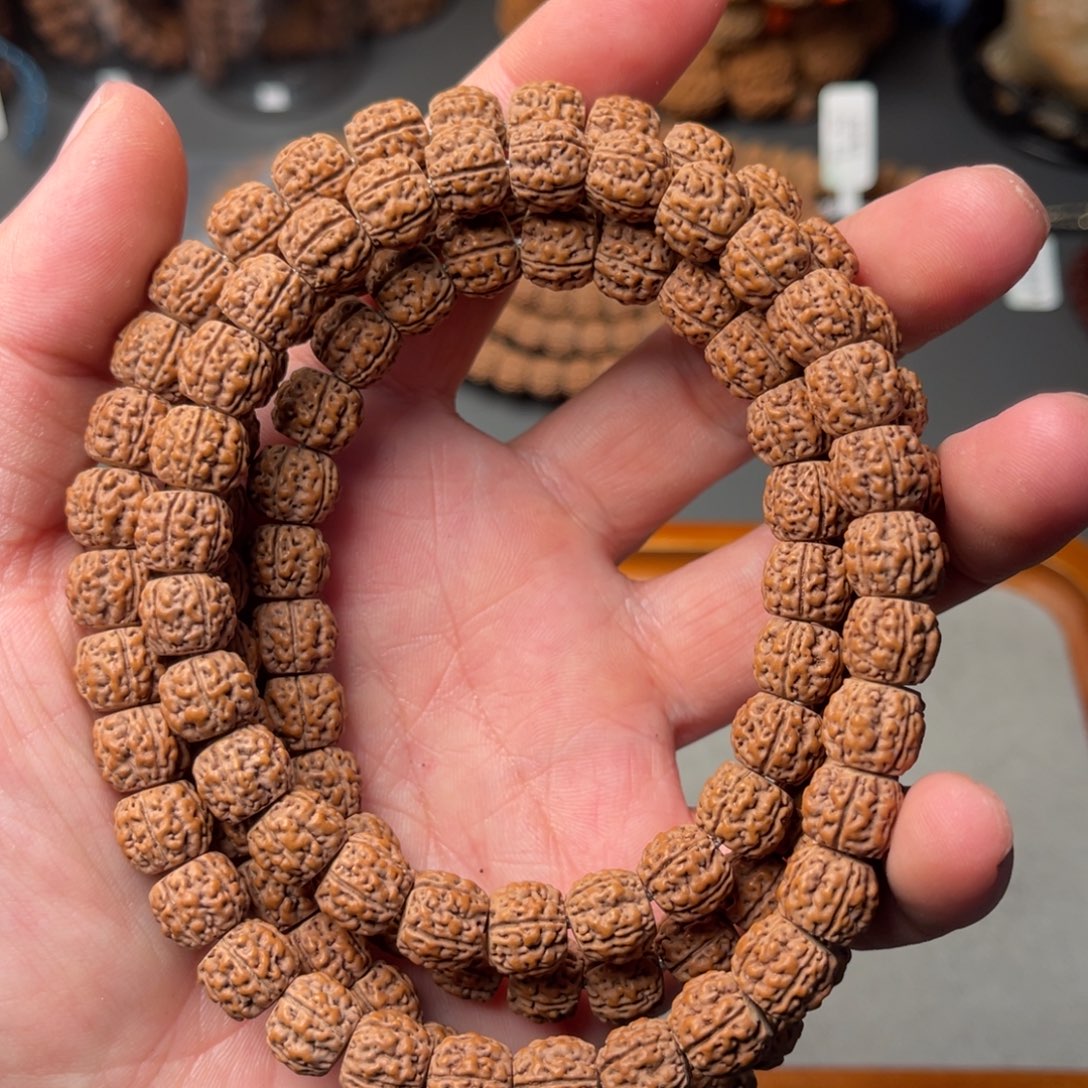 吊坠金刚菩提盘龙藏切1.0的直接毕业