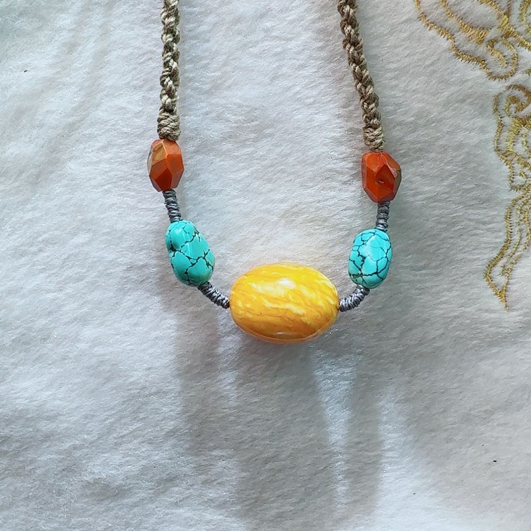 蜜蜡未镶嵌颈饰蜜蜡