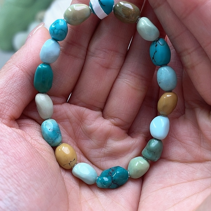 未镶嵌绿松石珠宝奇石