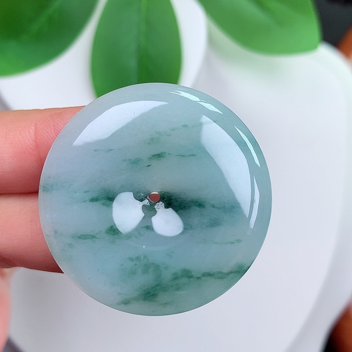 颈饰未镶嵌翡翠平安扣 35.6x5.9mm