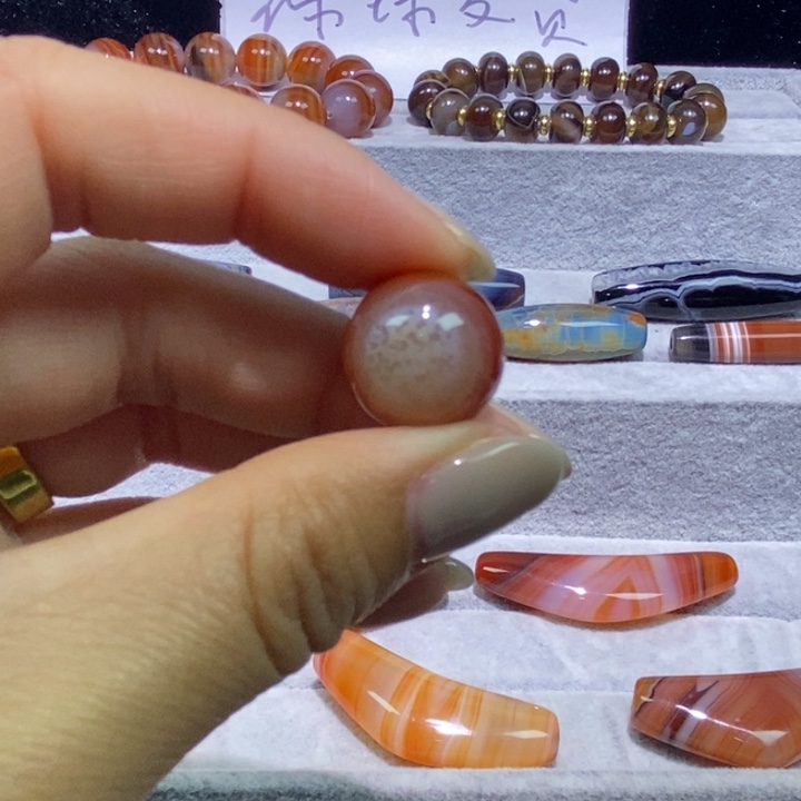 玛瑙/玉髓未镶嵌颈饰