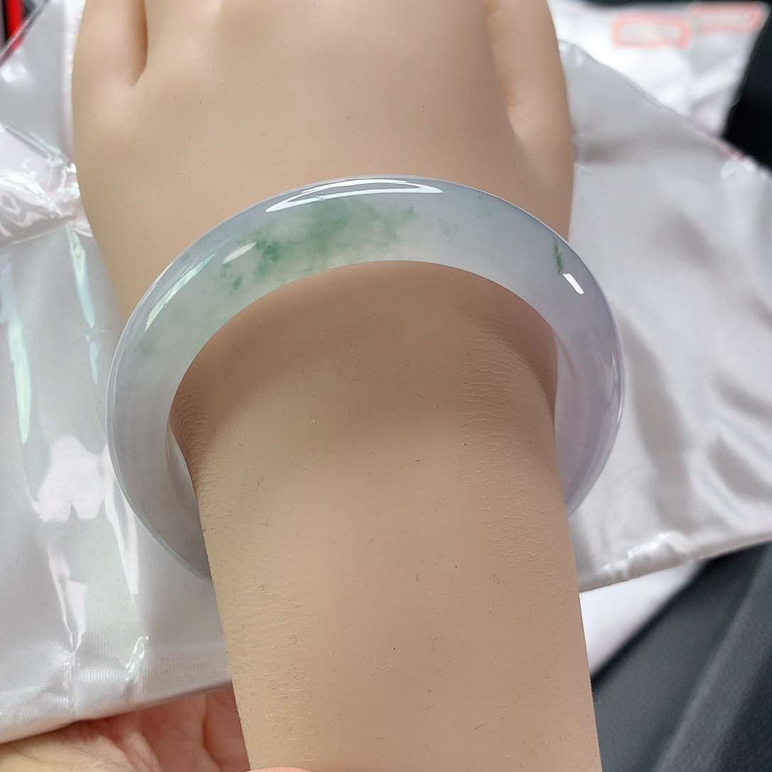 翡翠手镯未镶嵌①①②
