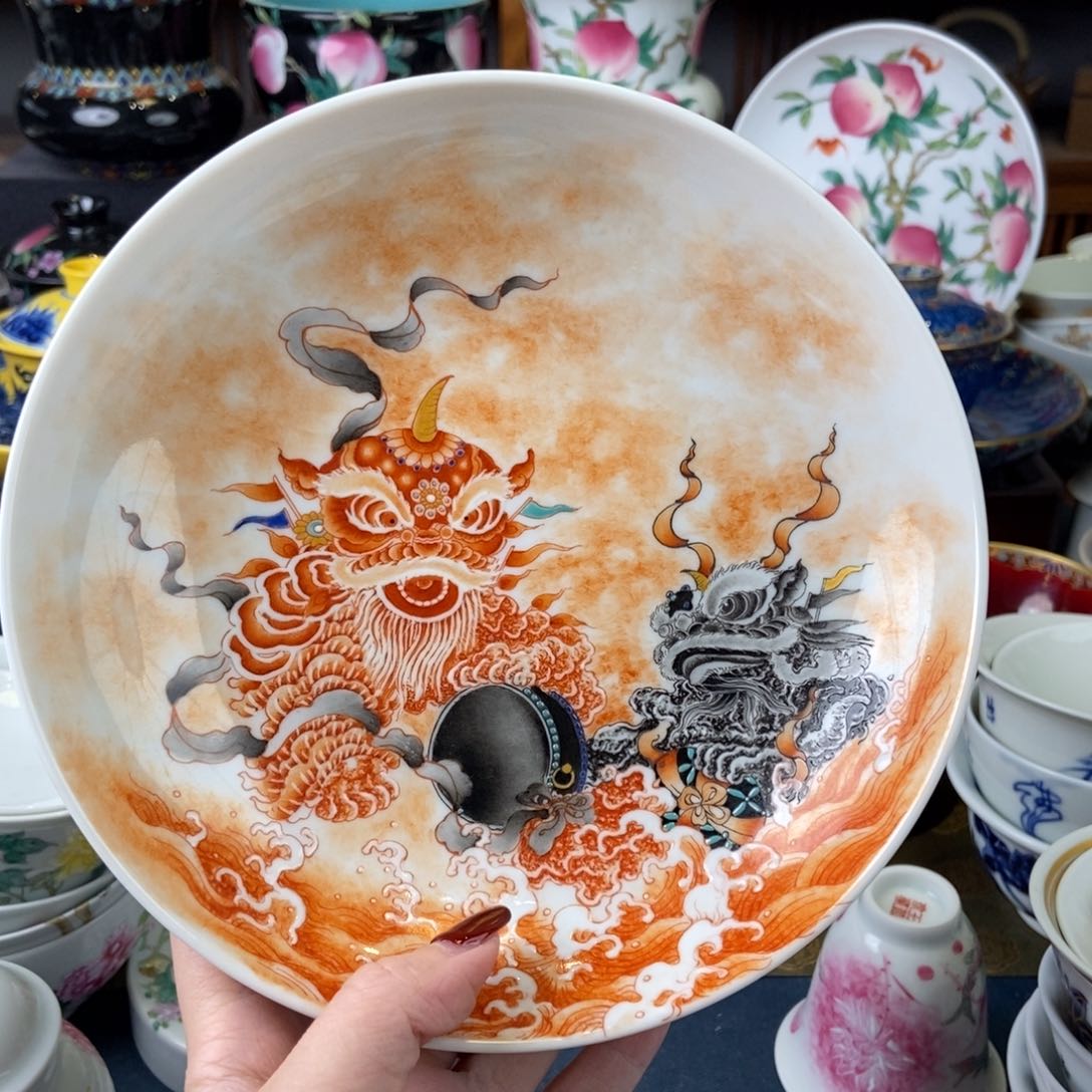 陶瓷艺术家的作品是一种