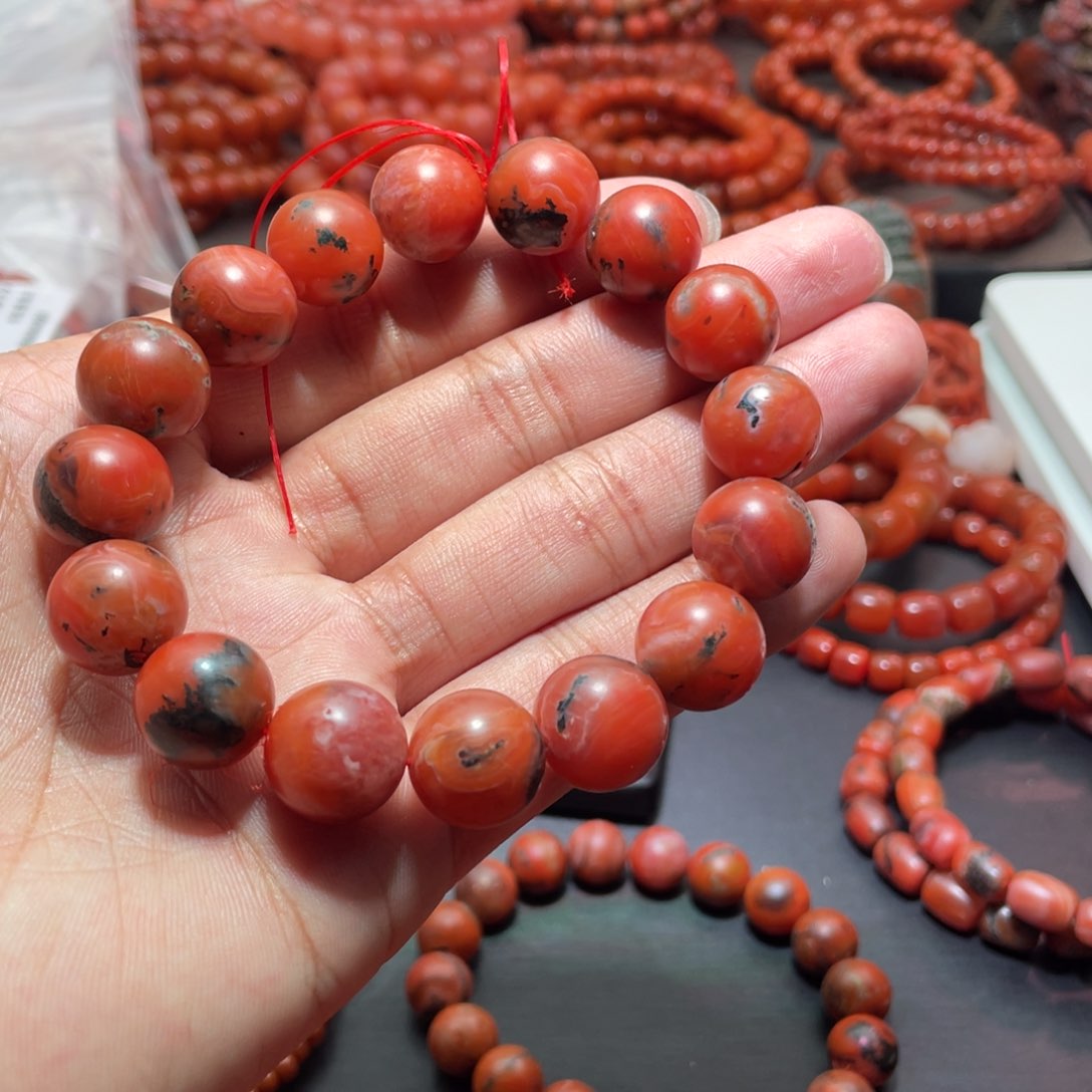 南红玛瑙手链未镶嵌