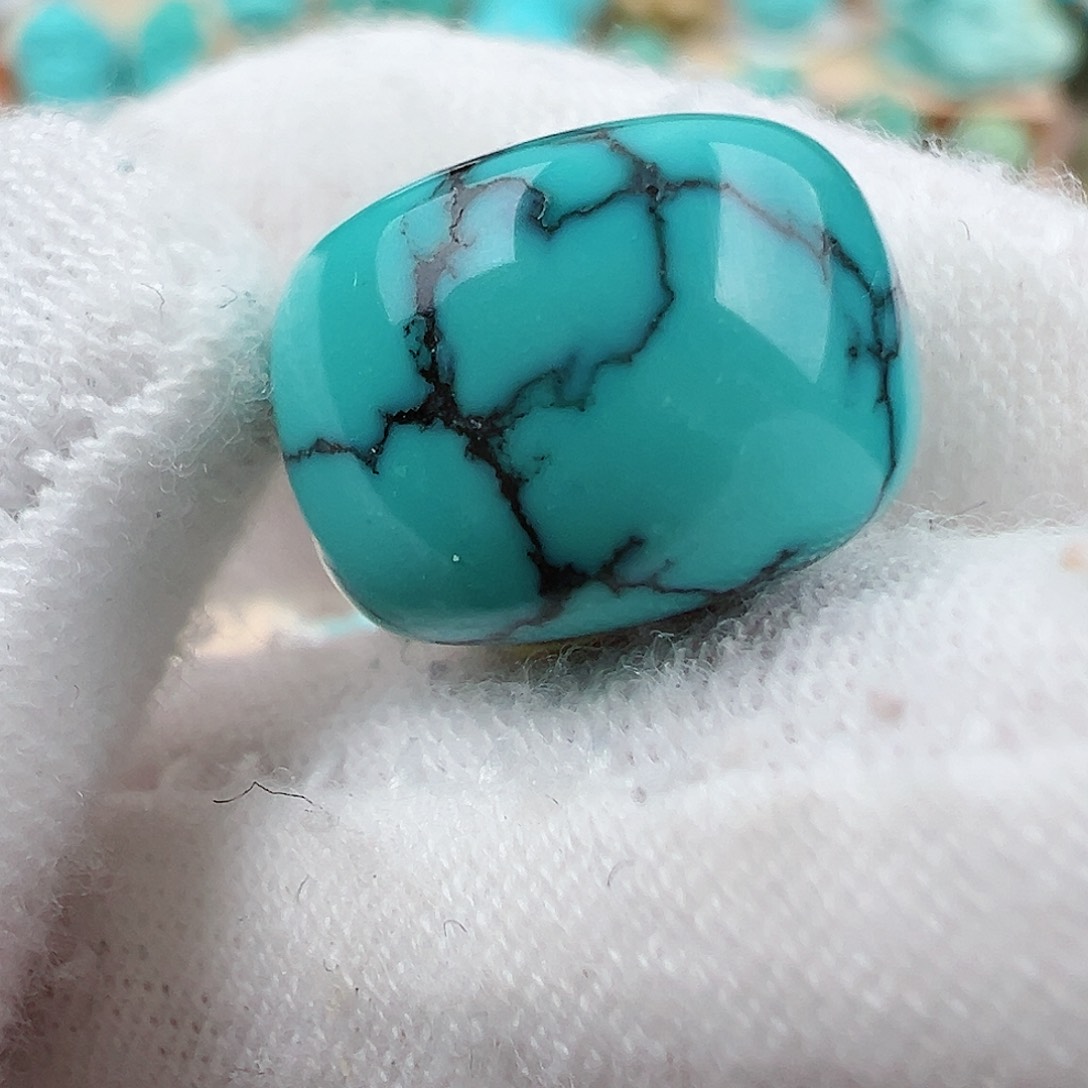 绿松石配饰未镶嵌