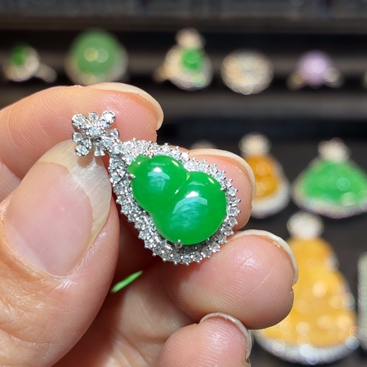 翡翠18K金镶嵌吊坠(不含链)翡翠