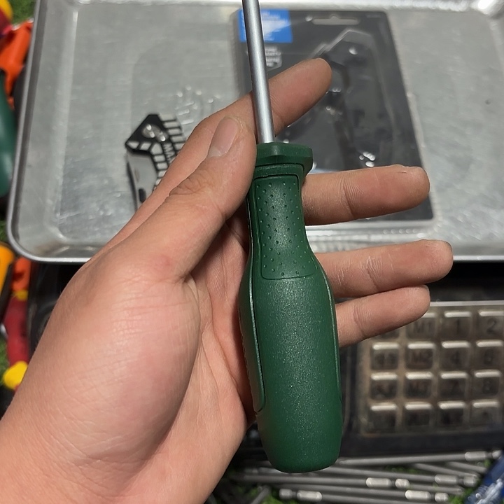 外贸品牌螺丝刀Pz2三把