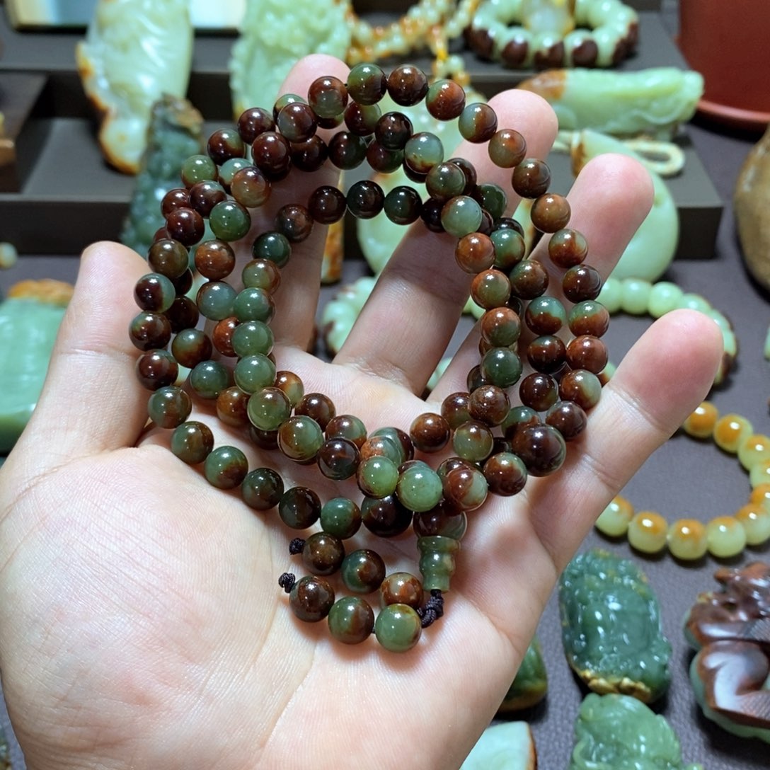 未镶嵌手链透闪石质玉108粒卡8