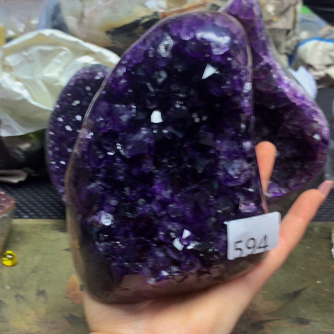 紫晶大型摆件（非配饰）未镶嵌