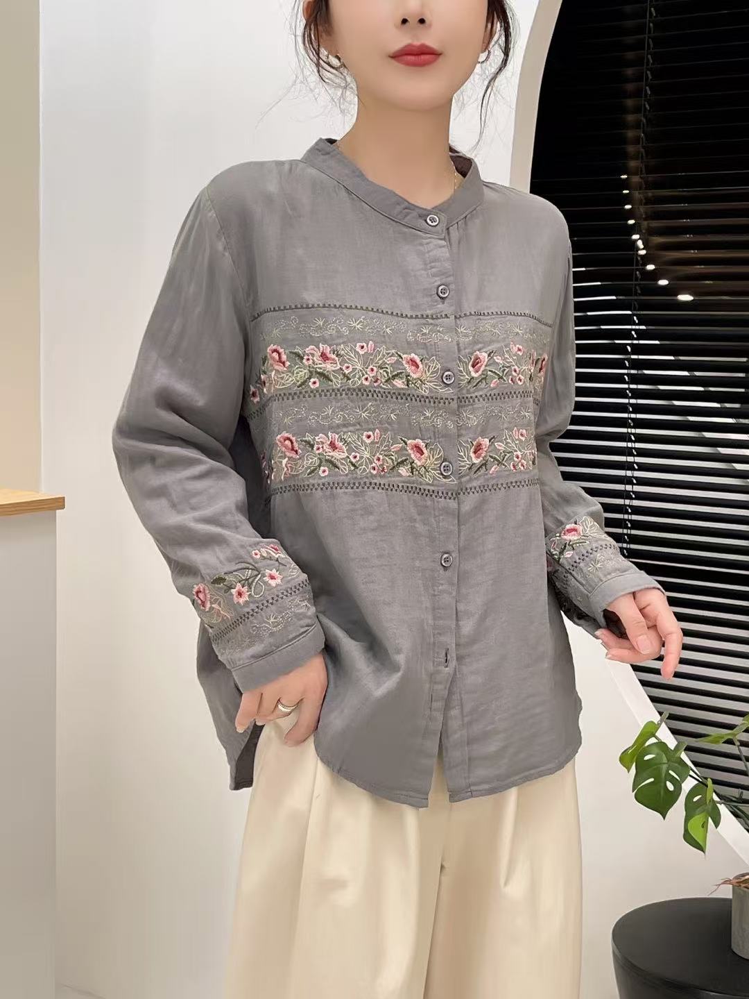 Yiwen【百花争艳】双层棉纱刺绣衬衫女早秋新款休闲韩版显瘦1019