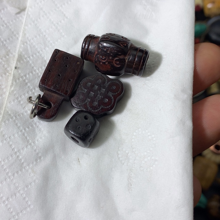 余****凤眼菩提吊坠念珠小元素配饰吊坠