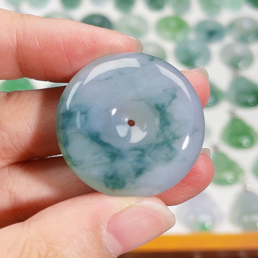 颈饰未镶嵌翡翠吊坠