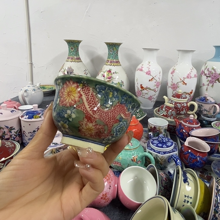 仐***哒景德镇陶瓷博物有限公司成立