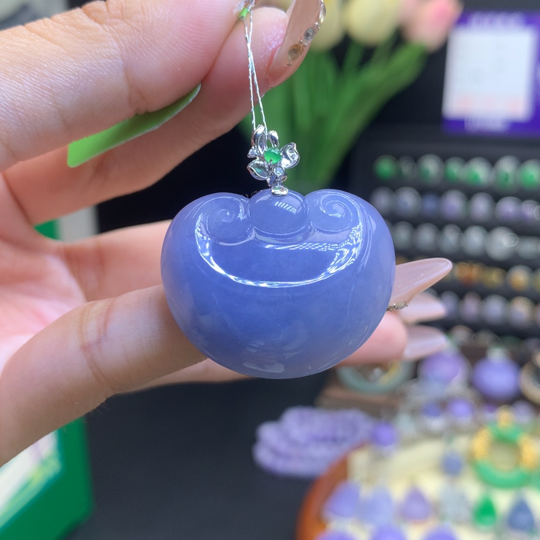 翡翠18K金镶嵌颈饰天然