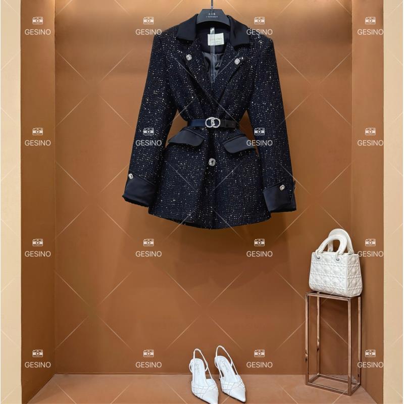 【悠悠】秋冬气质小香风时尚设计师中长款外套 QD-2024963