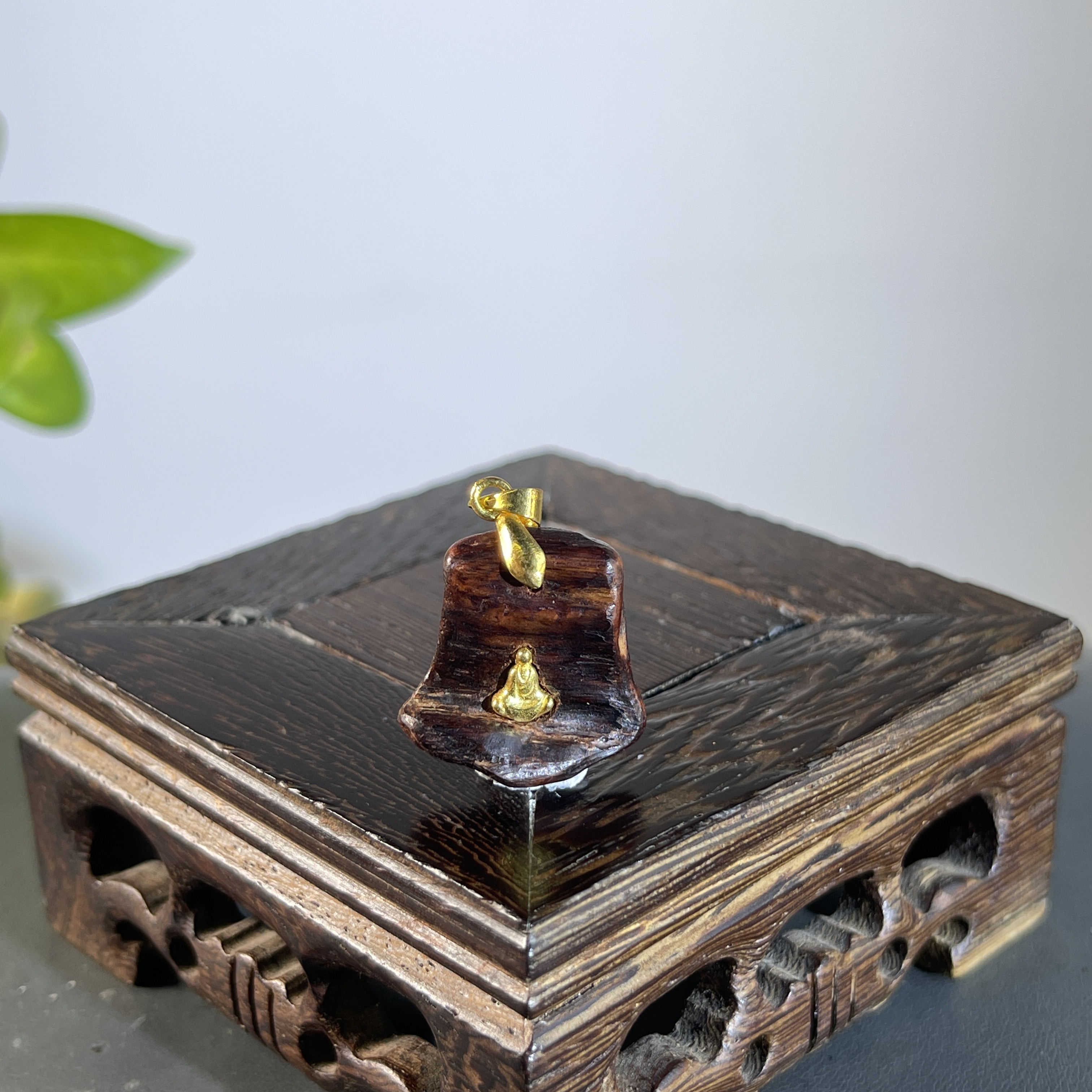 GXCX-4610  海南野生降真香随型1.9g   约：22*21*4mm