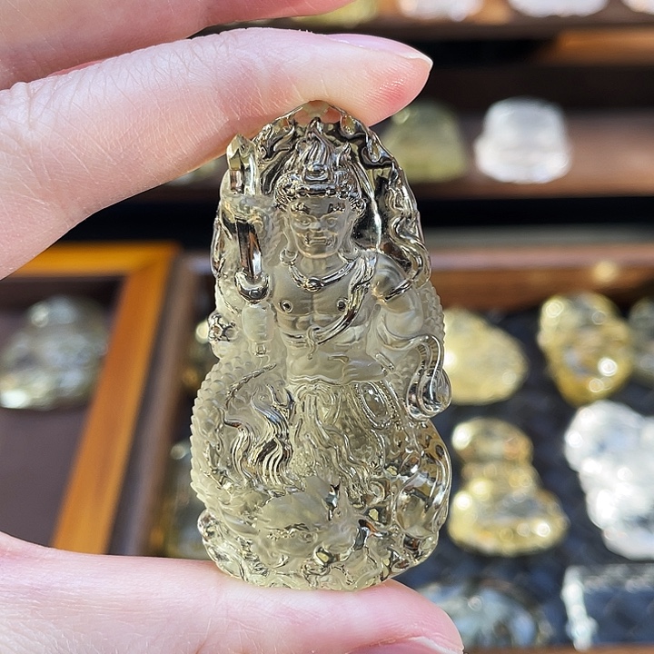 吊坠(赠链)未镶嵌水晶