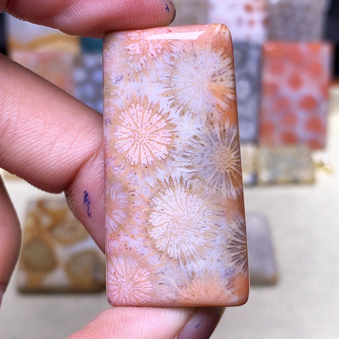 硅化玉珠宝奇石合金晶**阁