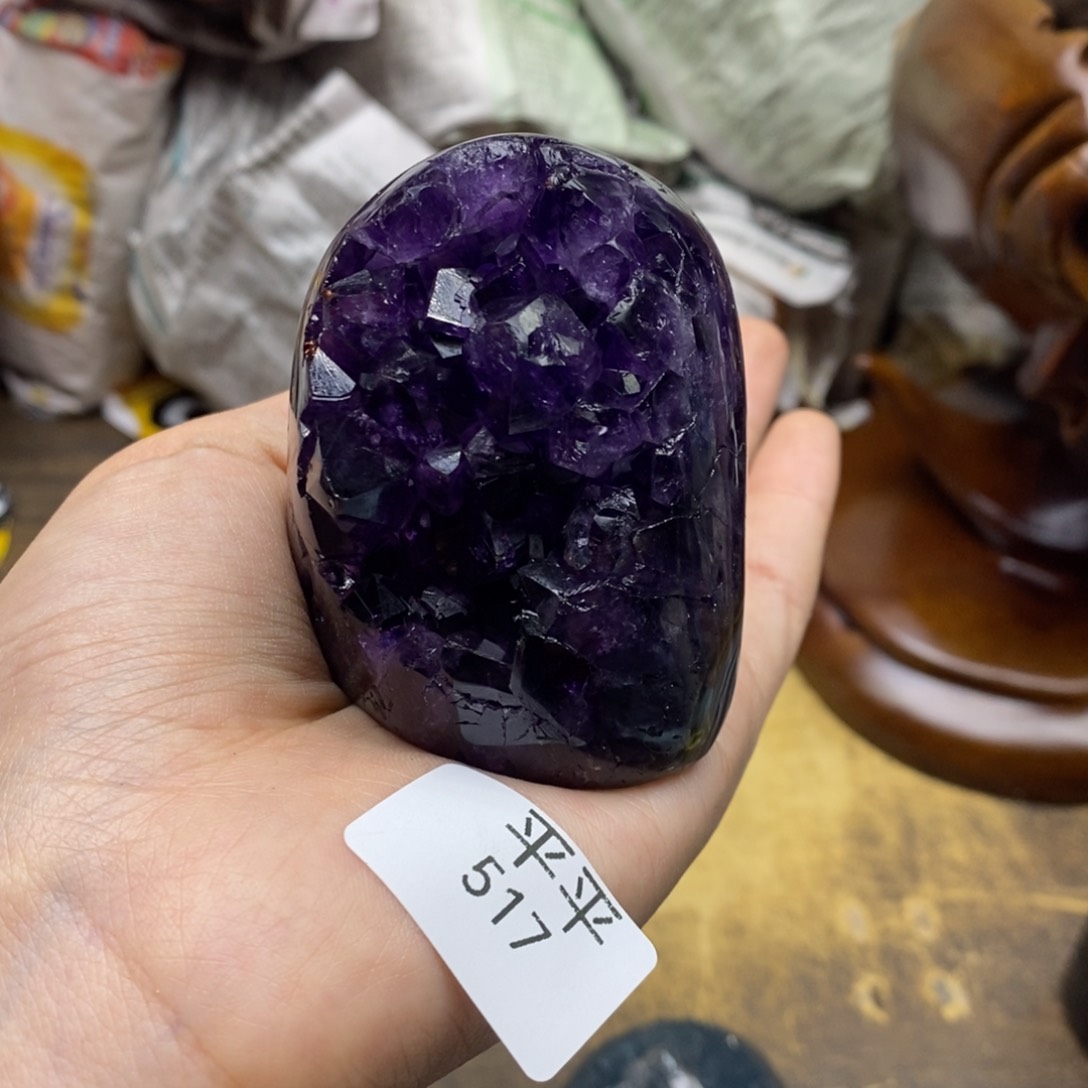 水晶乌拉圭未镶嵌