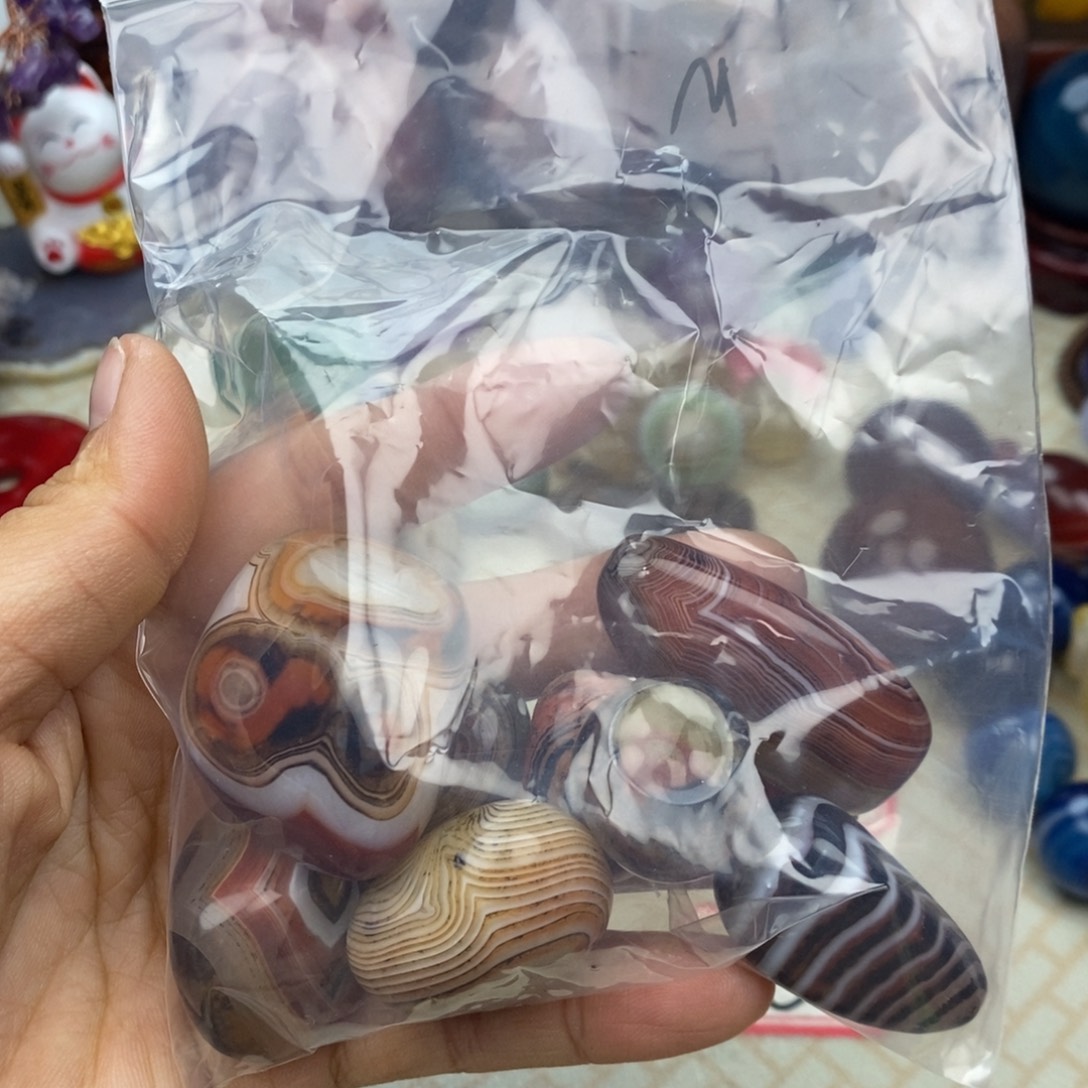 M***h玛瑙/玉髓未镶嵌颈饰