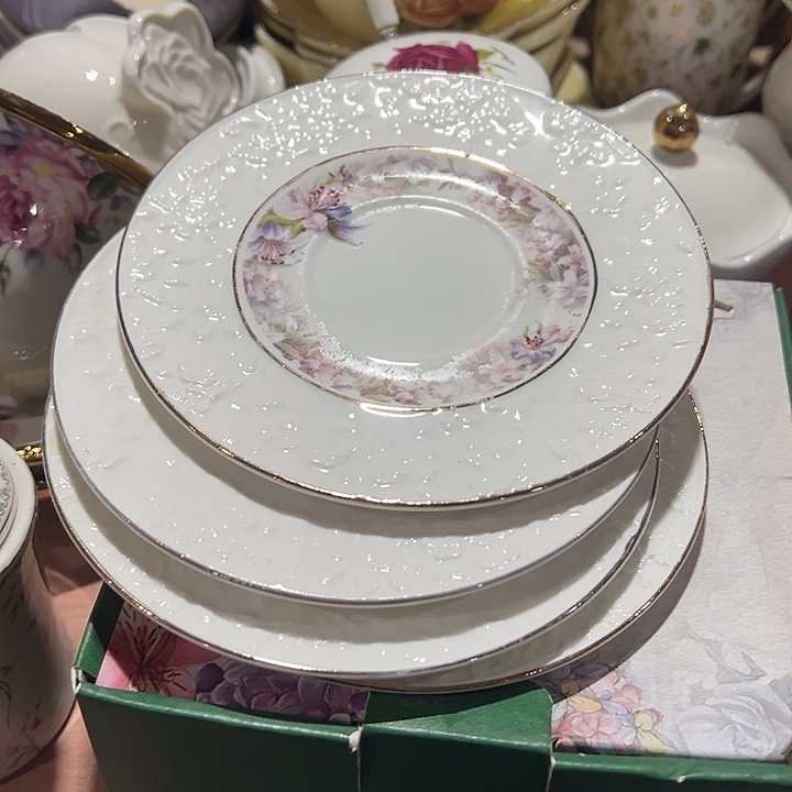 陶四个碟子，1111111111111111