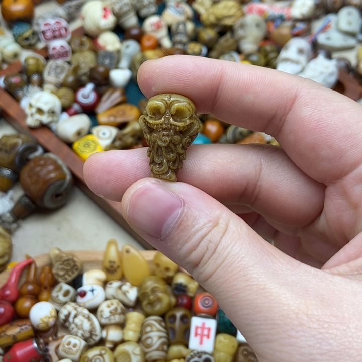 蕊***儿驼骨其他配饰配件