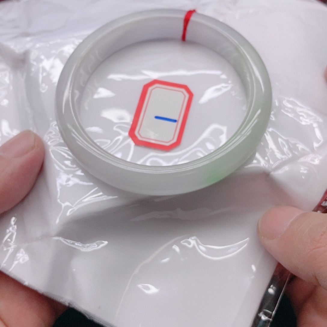 翡翠手镯未镶嵌鹿****～011111111111