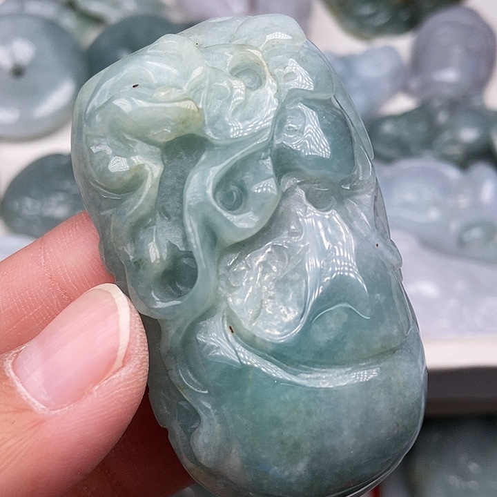 颈饰未镶嵌翡翠 翡翠