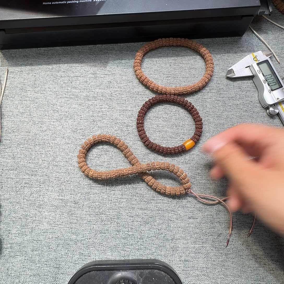 纯***年金刚菩提吊坠老树王直切手持