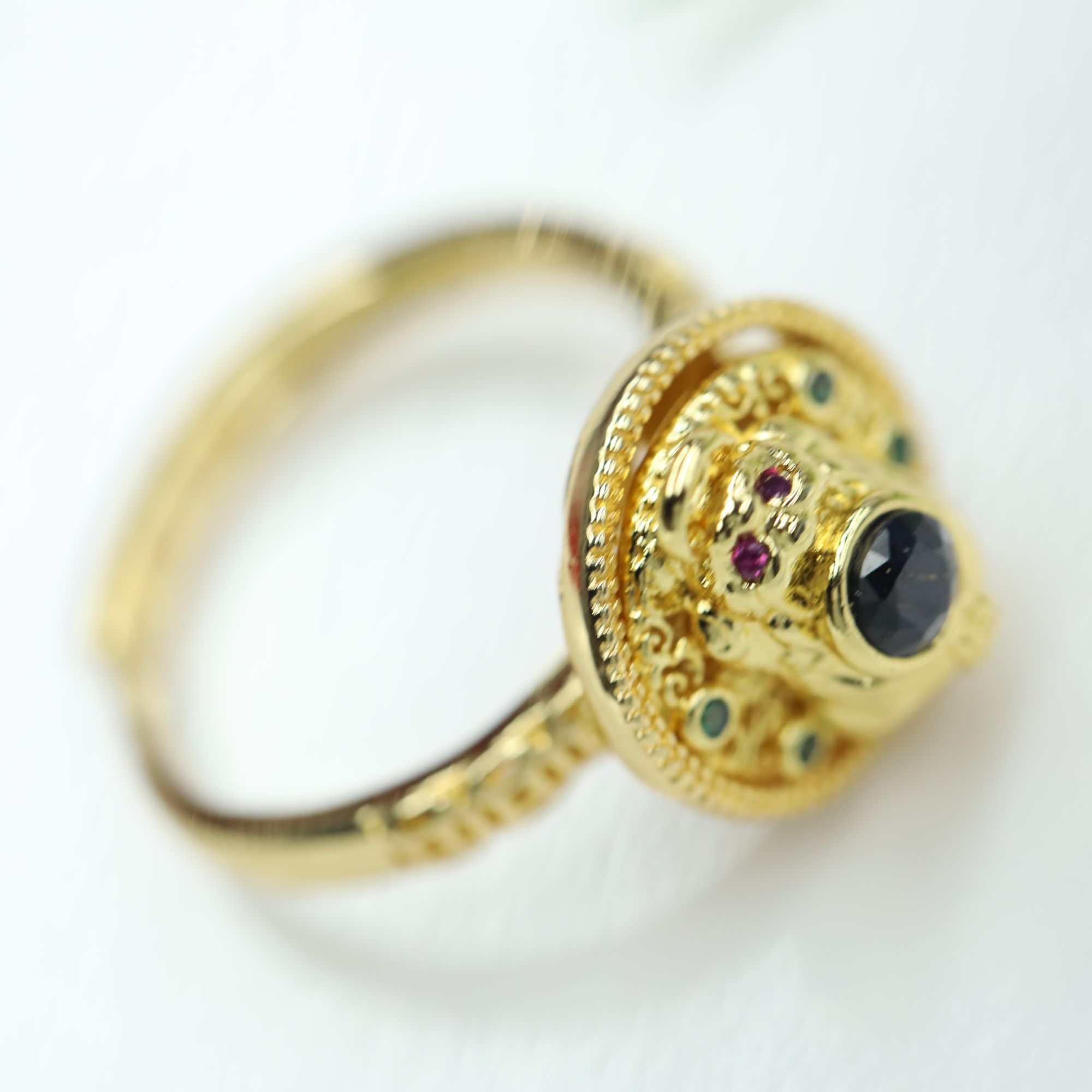 天然蓝宝石/奢藏级斯里兰卡蓝宝石戒指/尊贵典雅多样性发其一d007