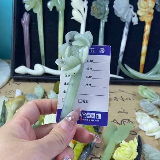 蛇纹石玉岫玉发簪未镶嵌