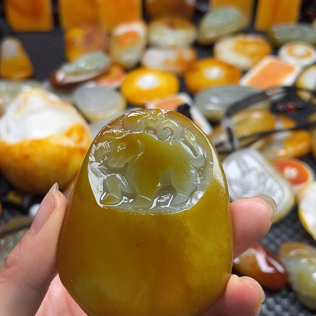 和田玉挂件未镶嵌