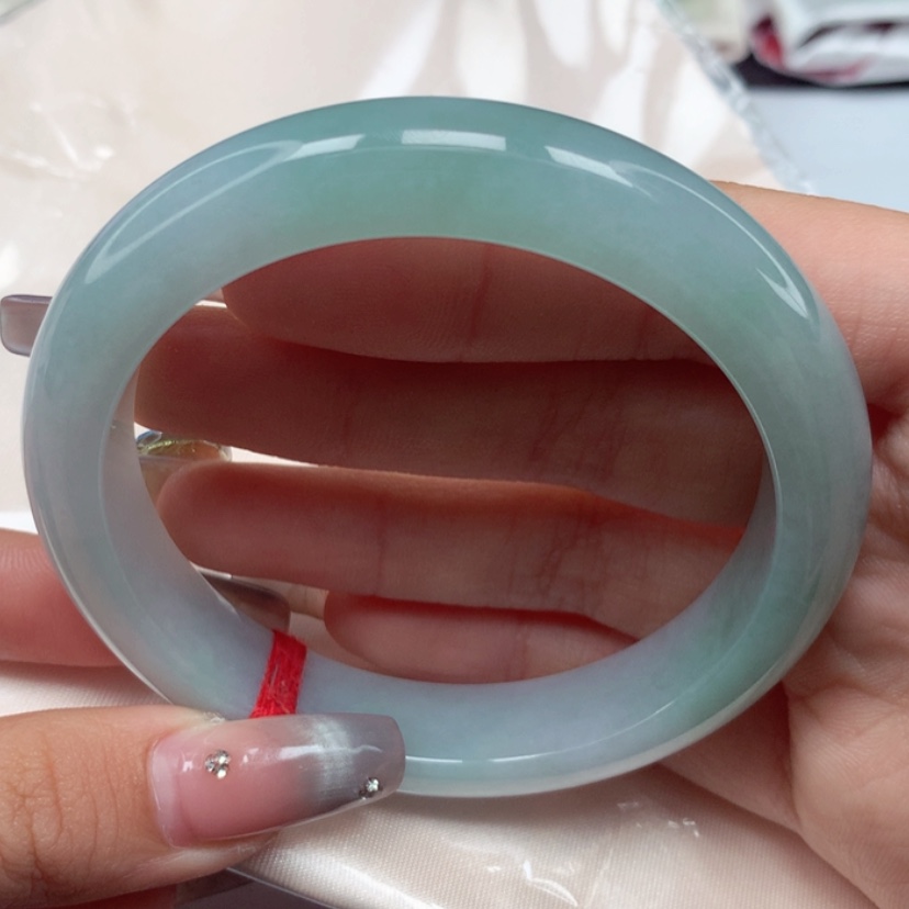【闪购商品】翡翠手镯（圆镯）未镶嵌60圈