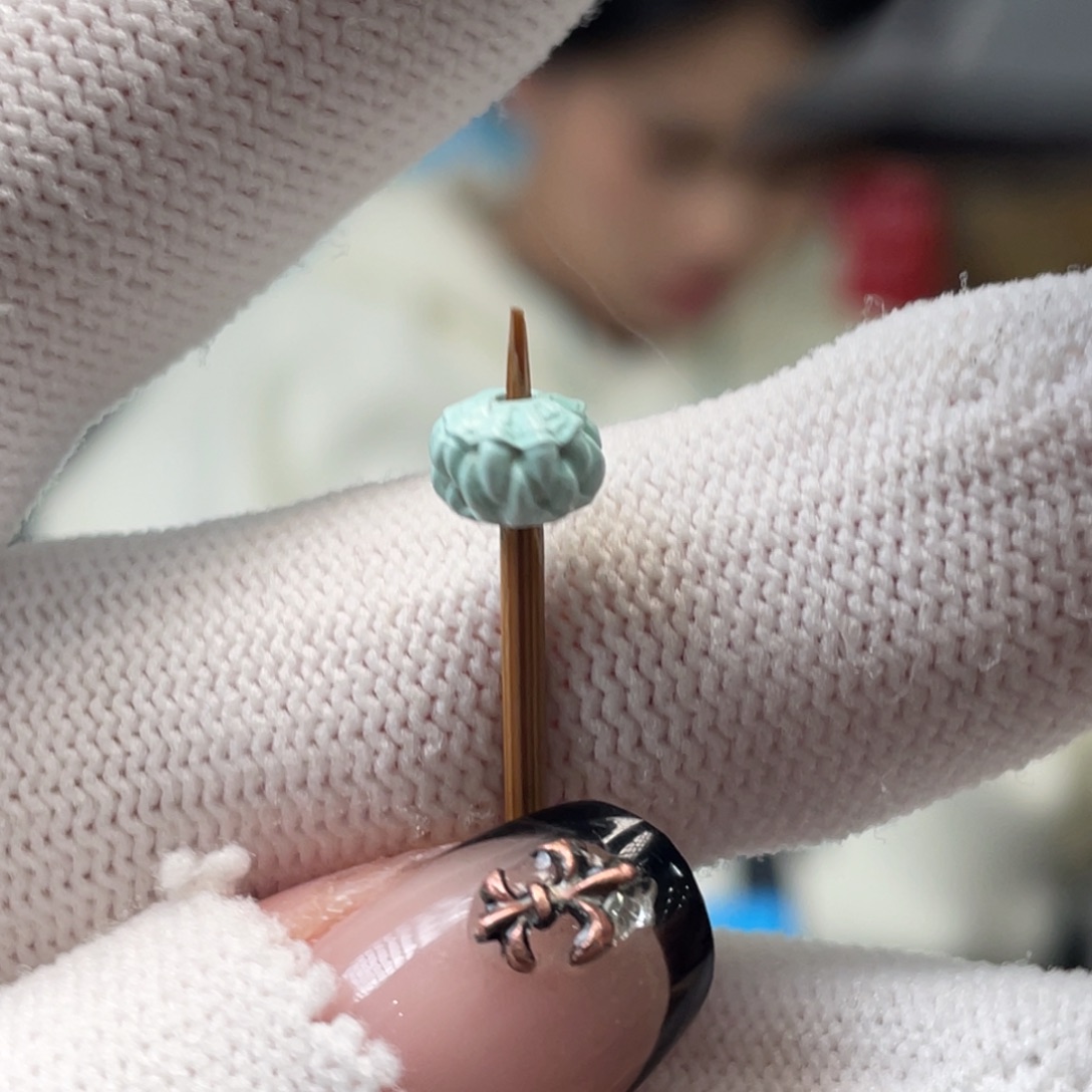 绿松石未镶嵌挂件