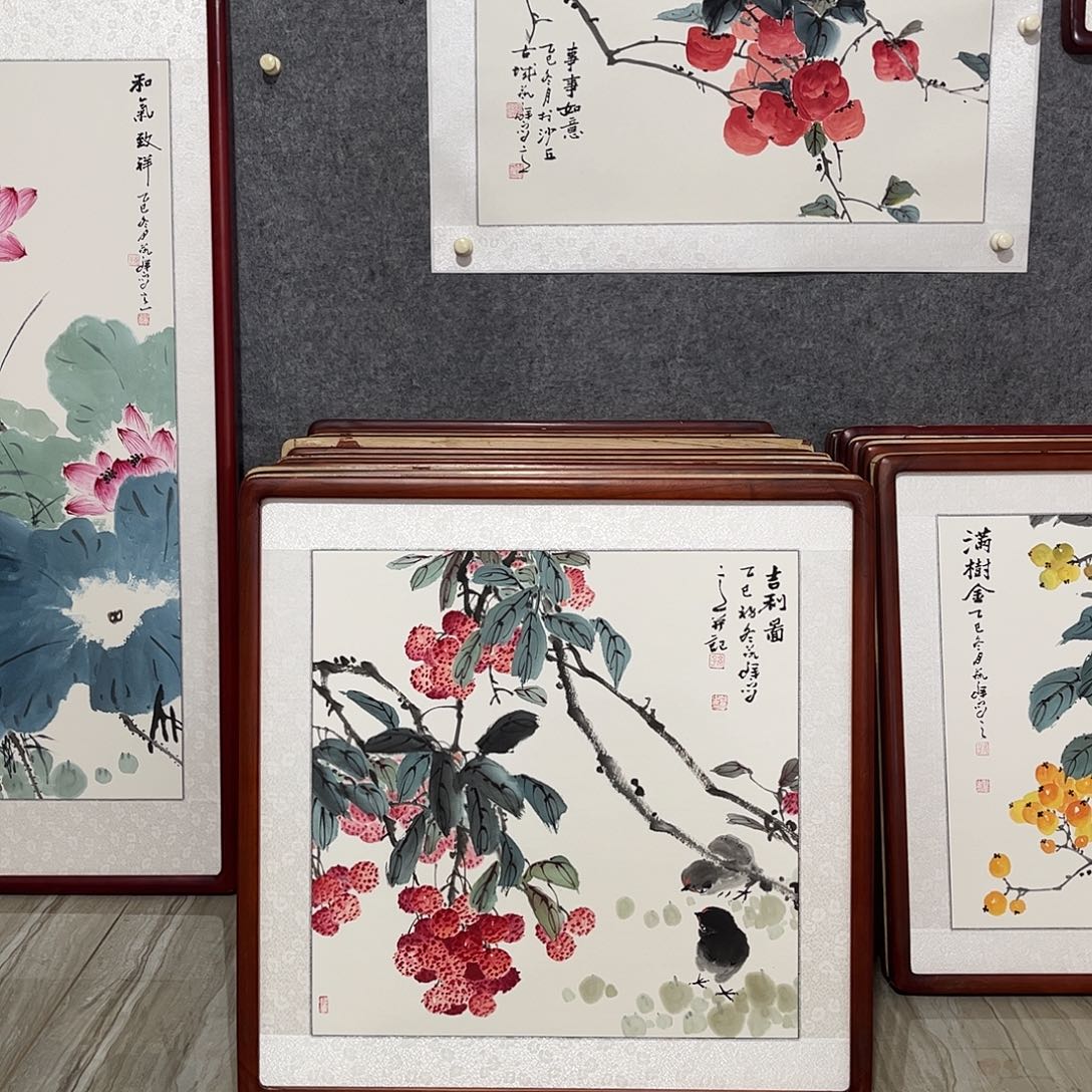 国画书画作品带框63×63