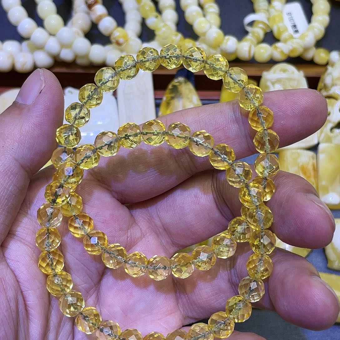 金珀手串未镶嵌7.3mm多样性发其一