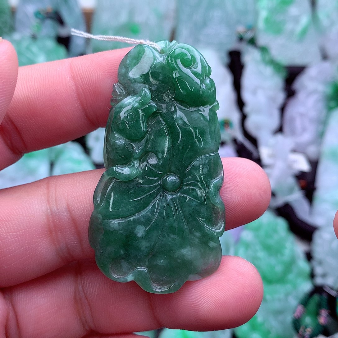 翡翠吊坠(不含链)未镶嵌