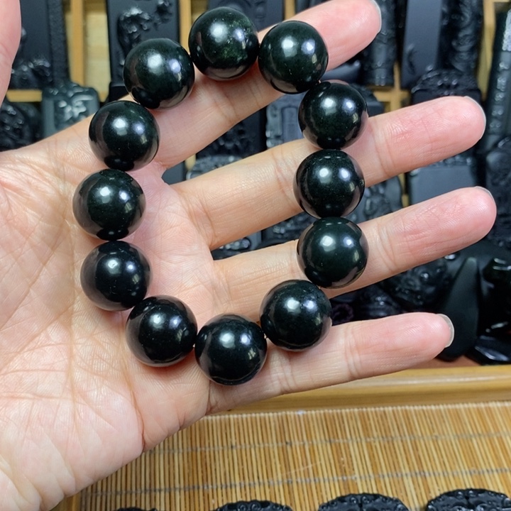 颈饰未镶嵌和田玉（青玉）卡18圆珠手串