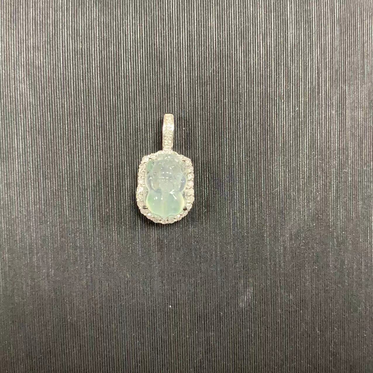 飘绿貔貅 天然缅甸A货翡翠18K镶嵌南非钻