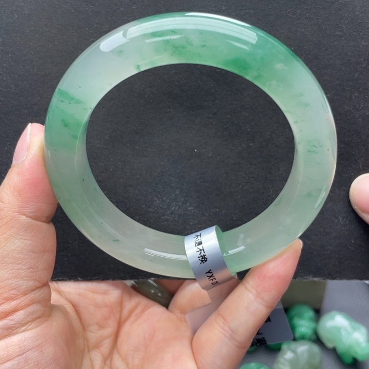 石英质玉未镶嵌手镯57-58