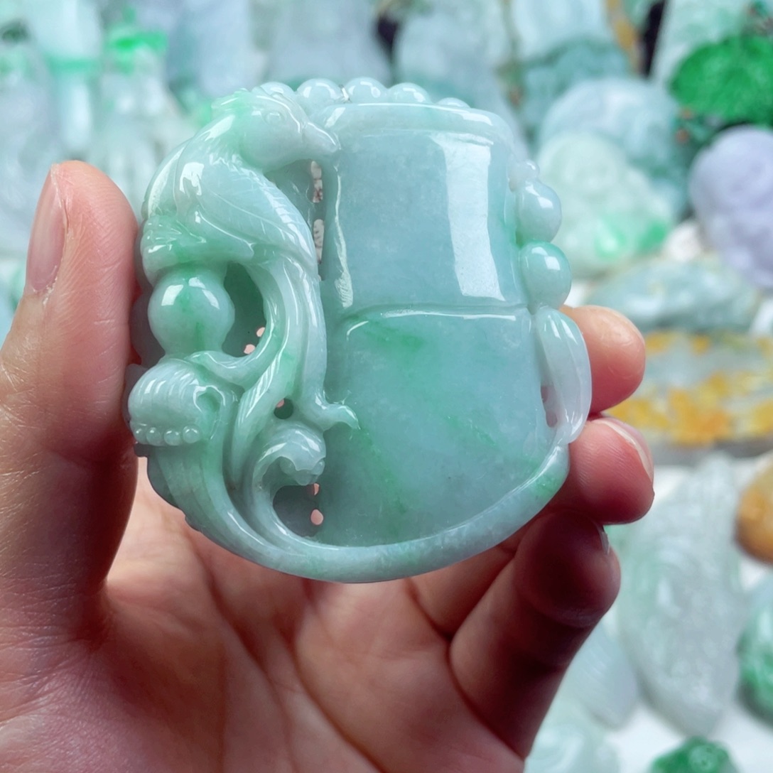 翡翠未镶嵌吊坠(不含链)