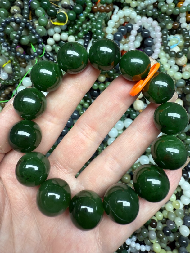 和田玉未镶嵌时尚