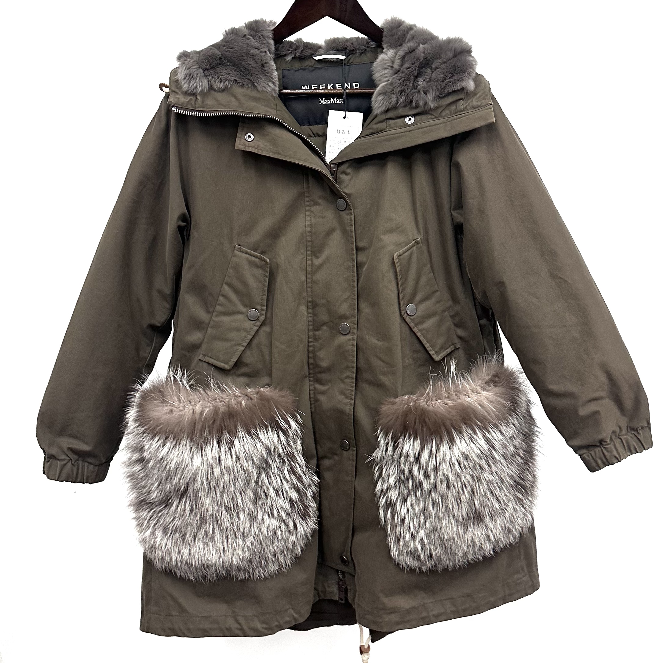 99新 MaxMara 有奢友得严选丨棕色大毛领鹅绒服36码 00498