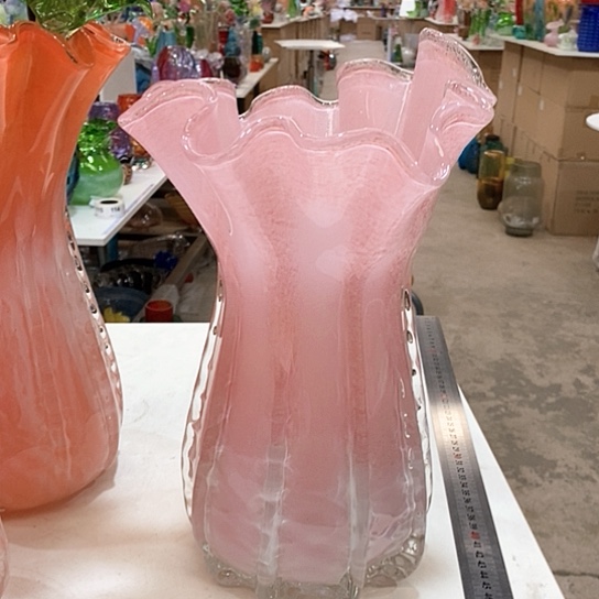 琉璃花瓶高32厘米口径15厘米