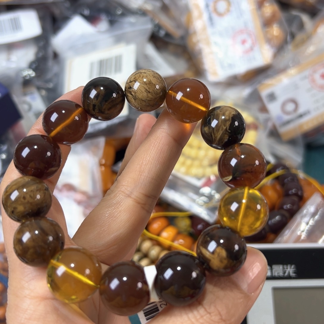 琥珀珠宝奇石未镶嵌380