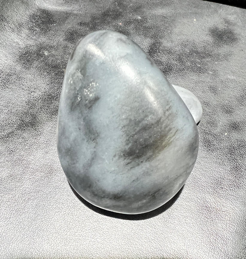 新疆原石把件观赏石多规格可选