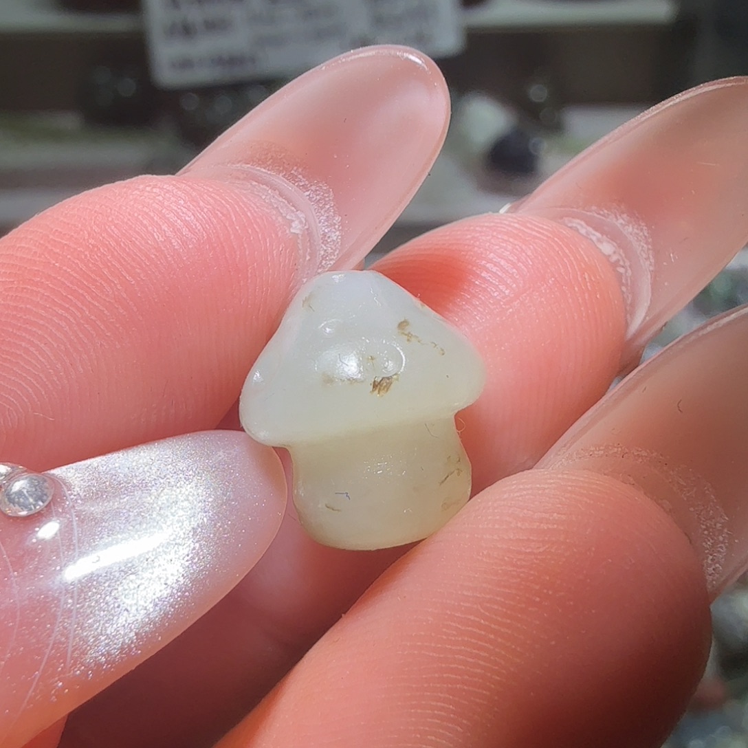 和田玉未镶嵌珠宝半成品